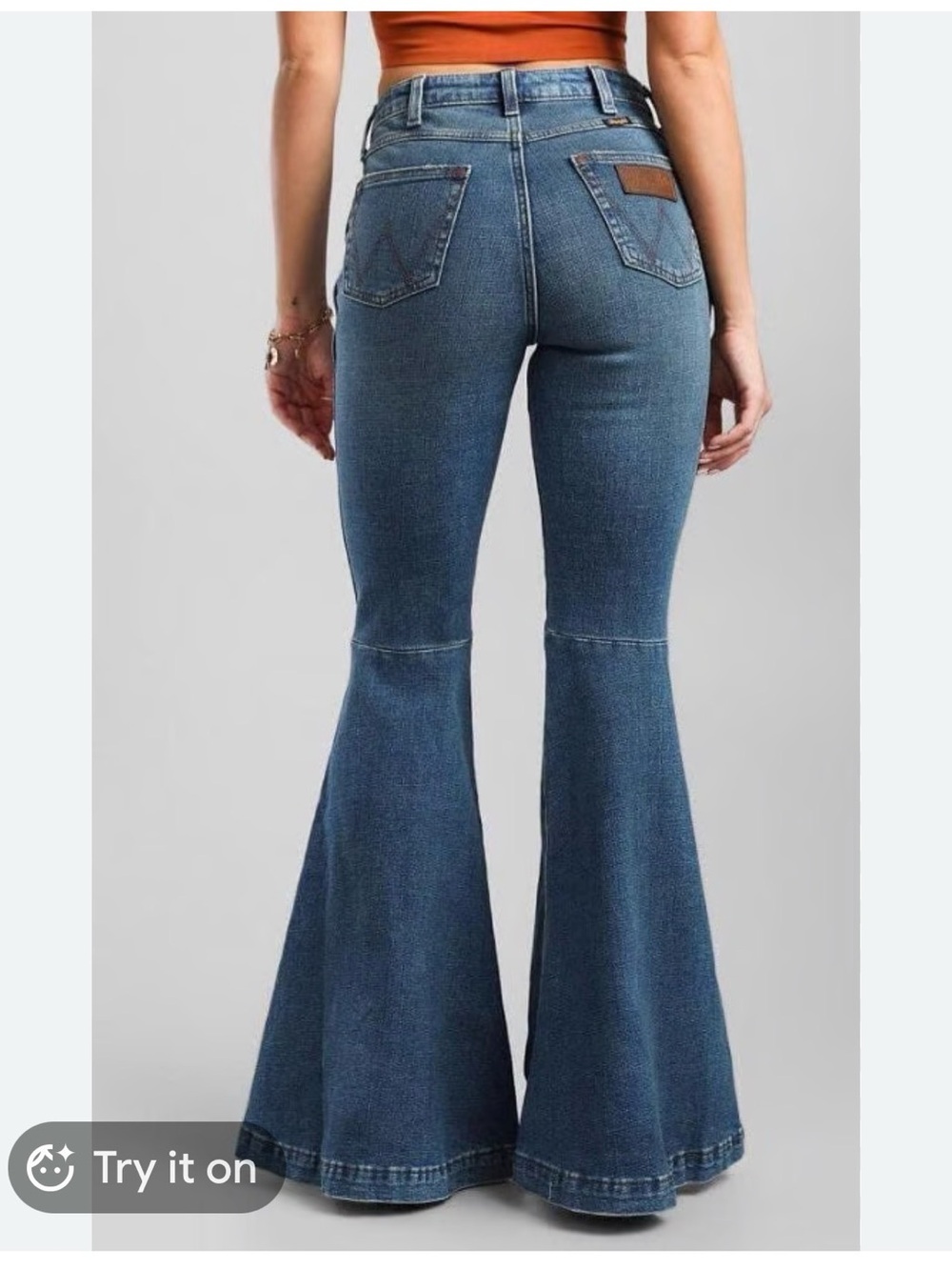 Wrangler High-Waist Blue trumpet Flare Jeans